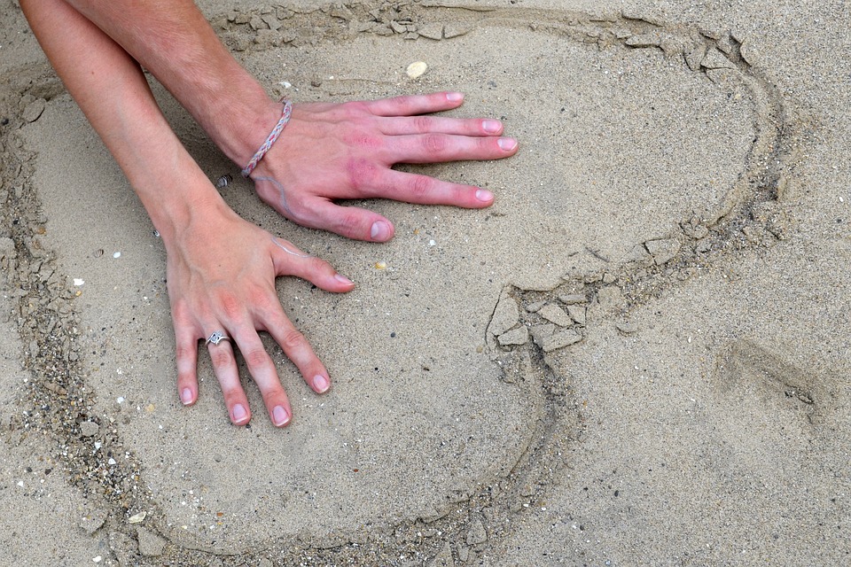 Hand Sand
